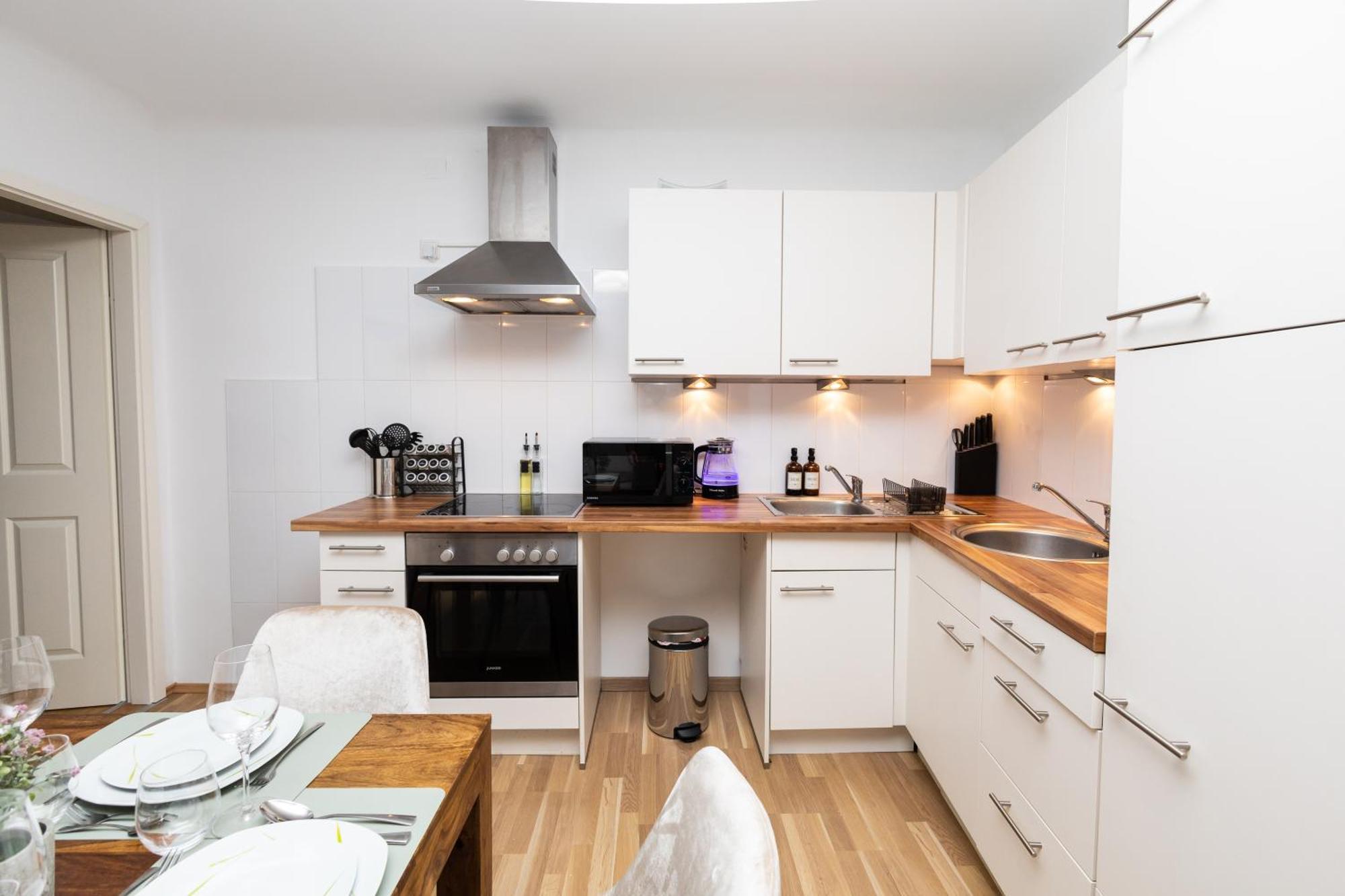 City Apartment Top Location, Quiet And Cozy Ideal To Relax Or Work ウィーン エクステリア 写真