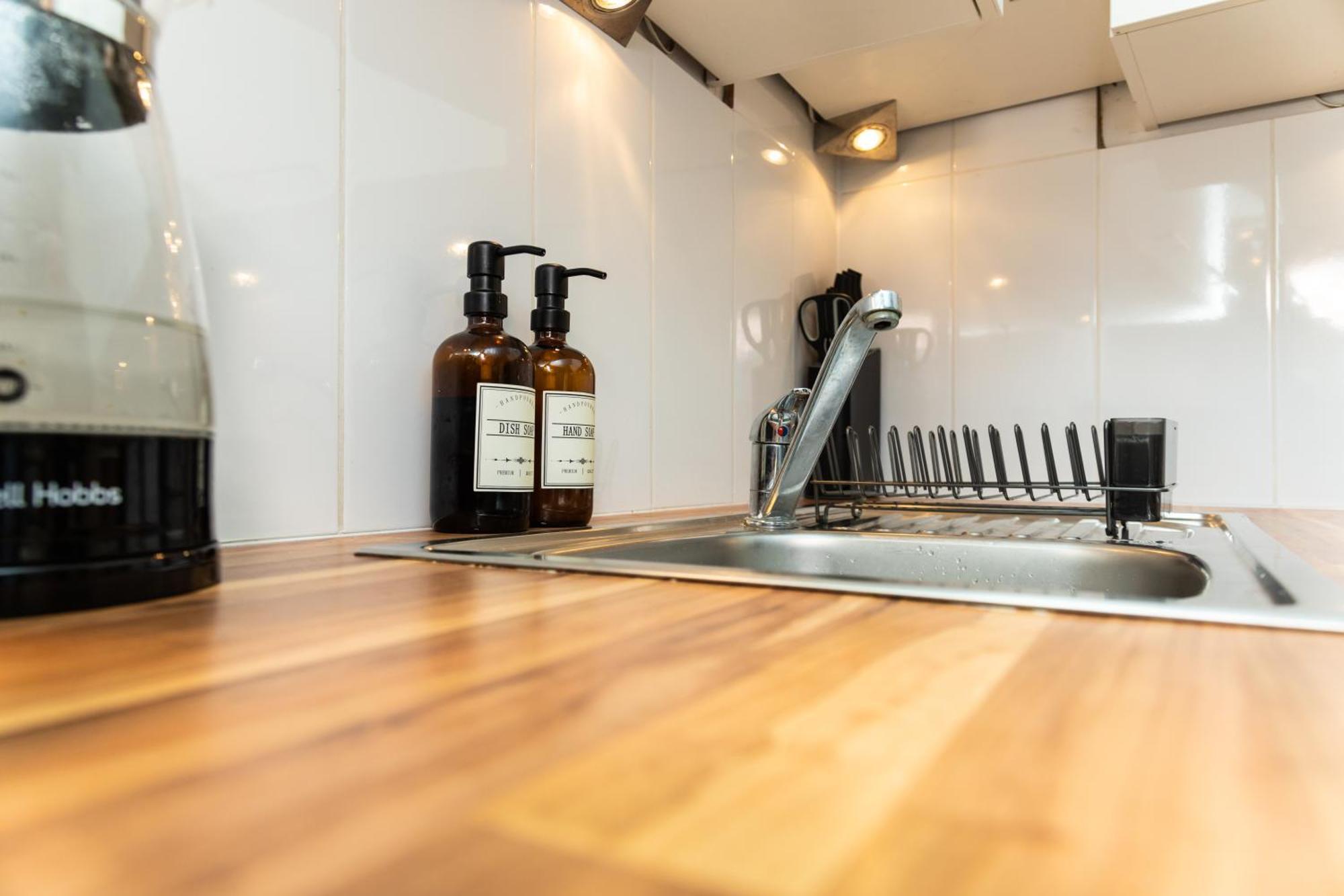 City Apartment Top Location, Quiet And Cozy Ideal To Relax Or Work ウィーン エクステリア 写真