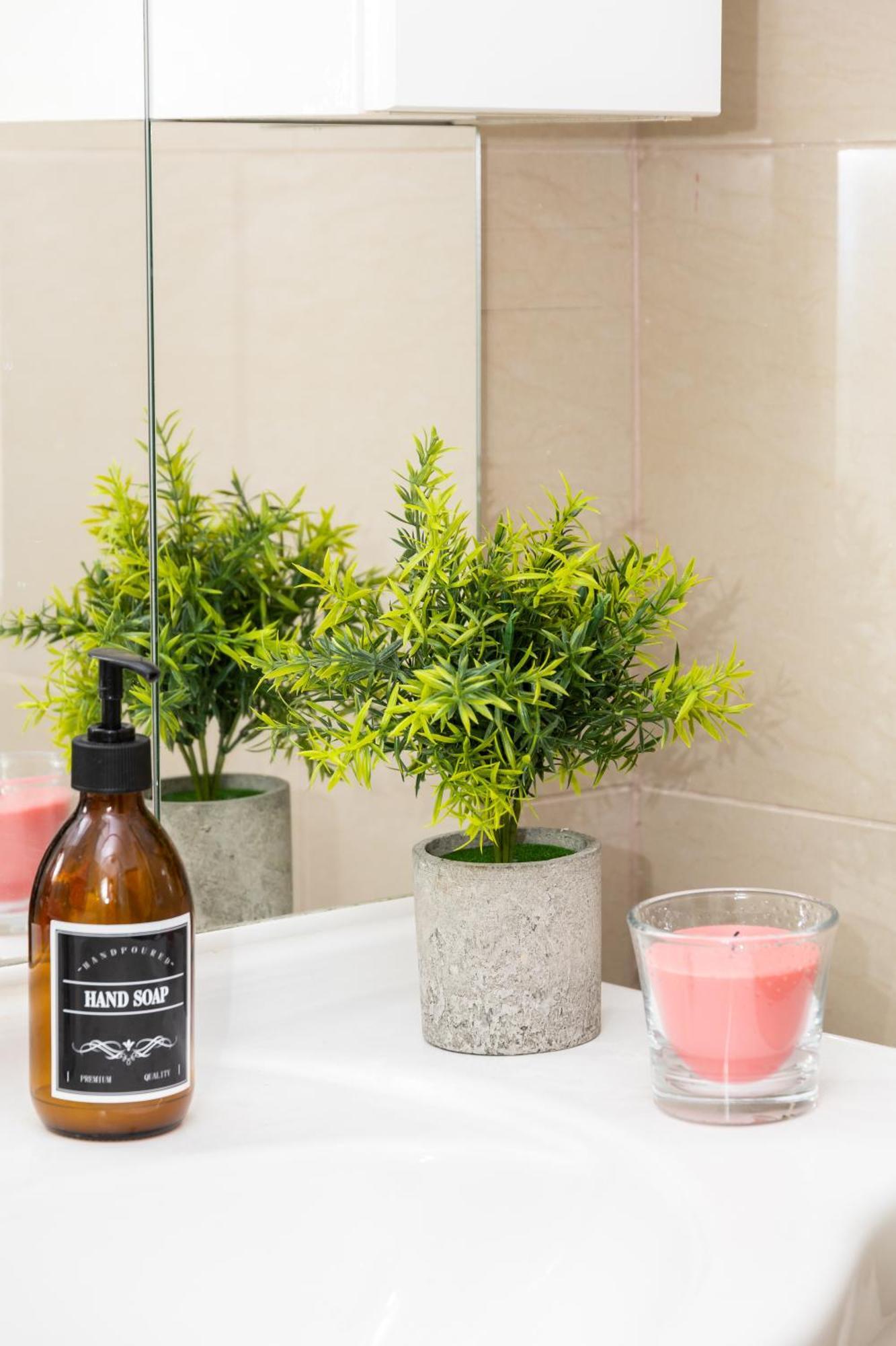 City Apartment Top Location, Quiet And Cozy Ideal To Relax Or Work ウィーン エクステリア 写真